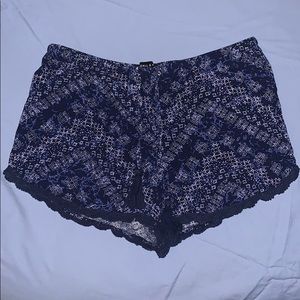 KENDALL & KYLIE Tassel shorts